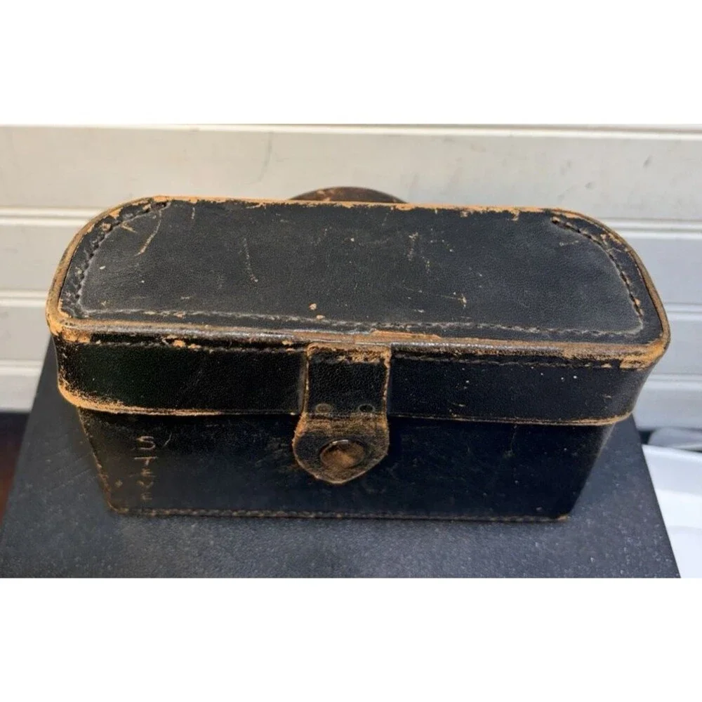 Vintage 1940’s Argus Anistigmat f/4.5 IRC Camera w/ Leather Case